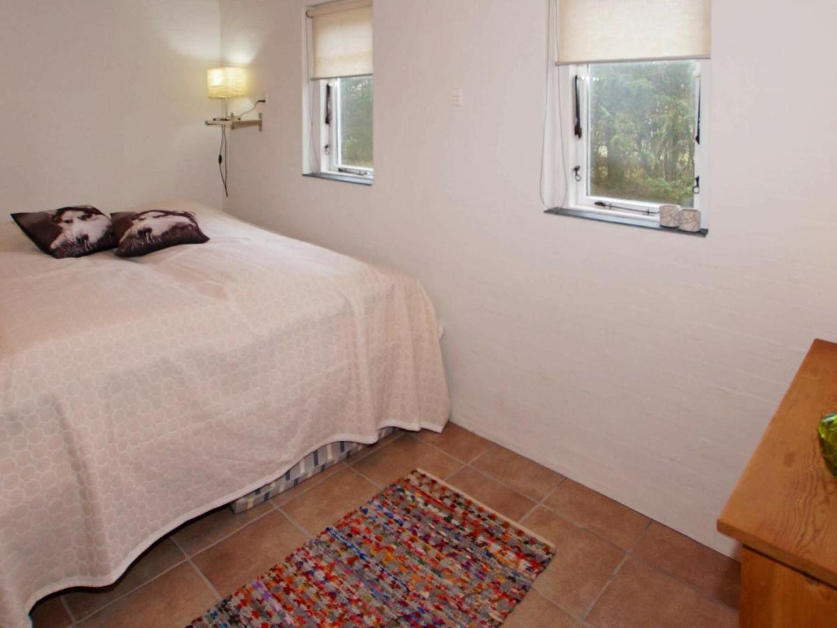 2 Person Holiday Home In Tarm Fjerbaek Экстерьер фото
